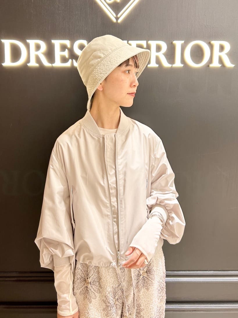 OCHIAIさんの「DRESSTERIOR｜【ウォッシャブル】テーパードコンフォートデニム」を使ったコーディネート