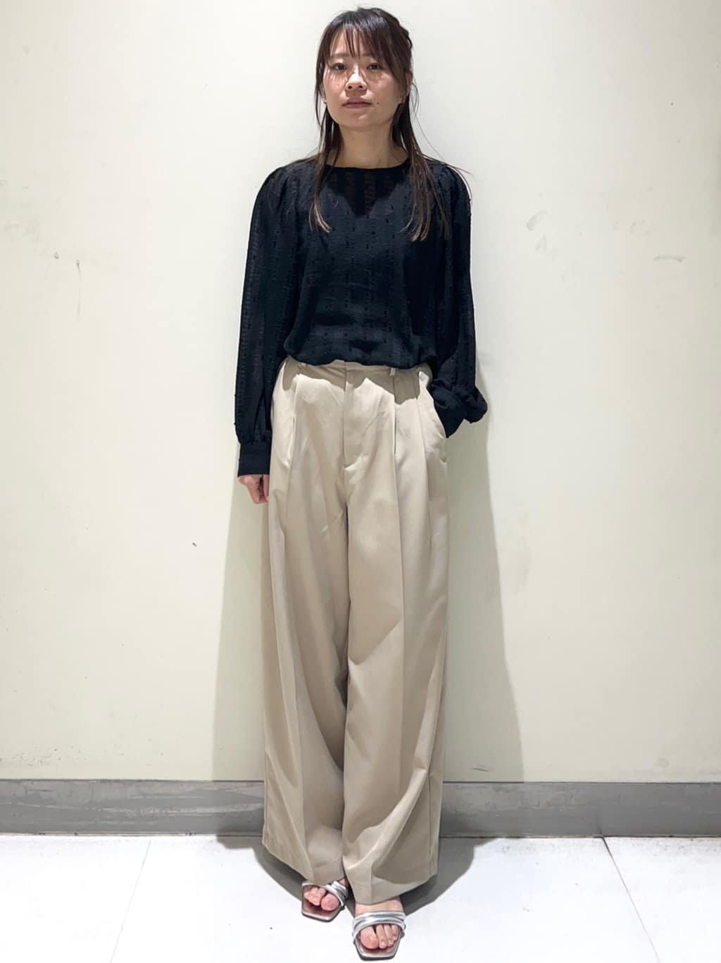 meeさんの「OPAQUE.CLIP｜リブキャミソール【洗濯機洗い可】」を使ったコーディネート