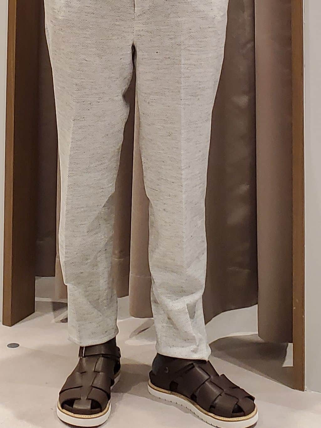 ishidaさんの「TAKEO KIKUCHI｜【尾州織】リネンブレンド メッシュパンツ」を使ったコーディネート