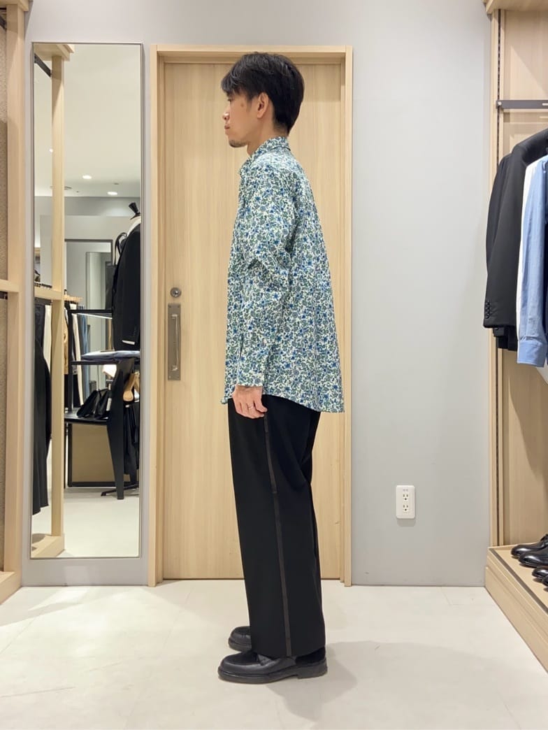 わいずみさんの「TAKEO KIKUCHI｜【抗菌防臭／5サイズ展開】ハイゲージポンチ Tシャツ」を使ったコーディネート