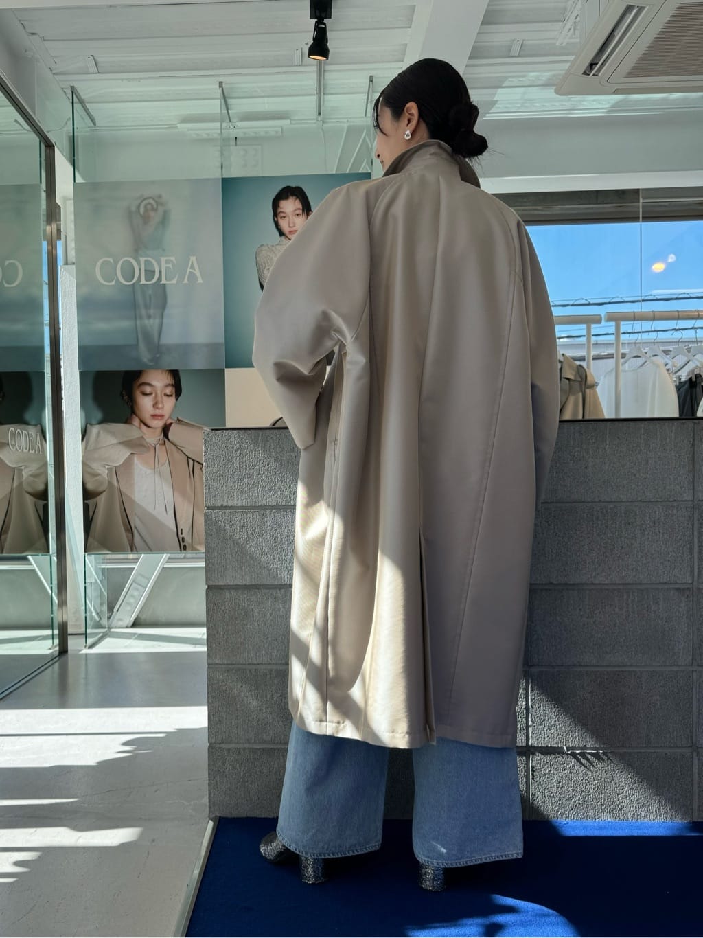 uchi__yamaさんの「CODE A｜balmacaan coat」を使ったコーディネート