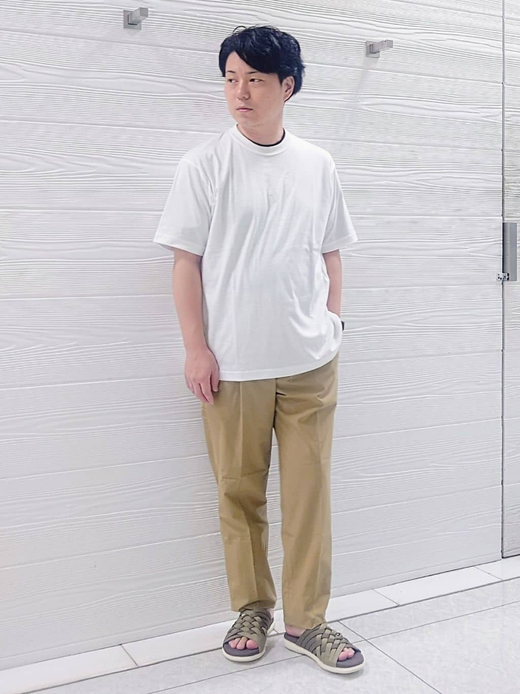 かずさんの「TAKEO KIKUCHI｜【刺繍ロゴT】スムース ワンポイント Tシャツ」を使ったコーディネート