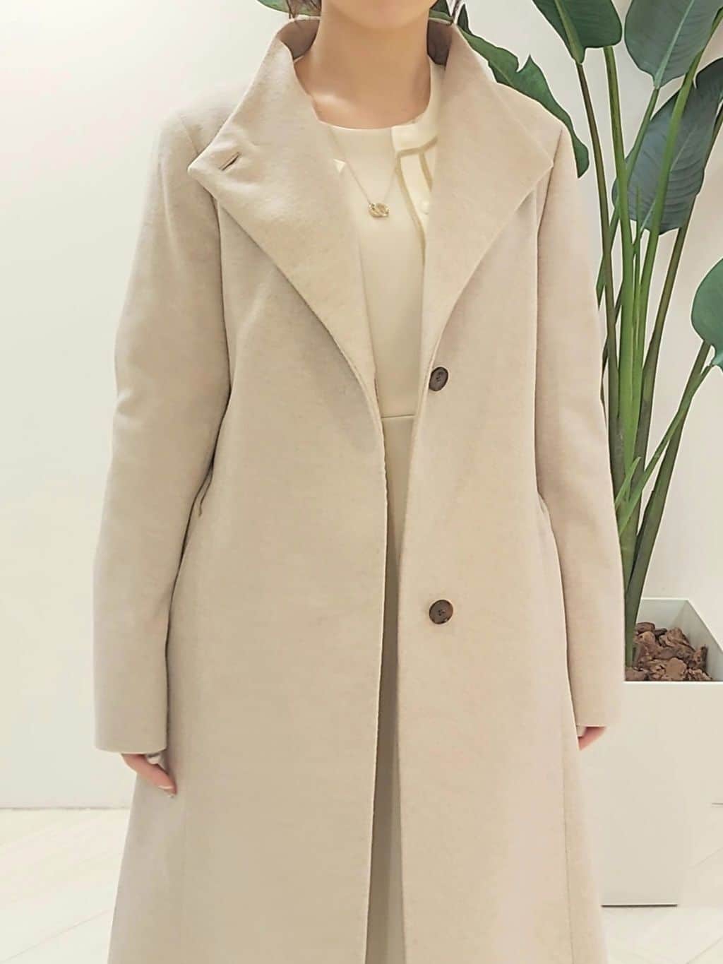 YuKaRiさんの「UNTITLED｜【日本製／2WAY衿】スタンドカラー ロングコート」を使ったコーディネート