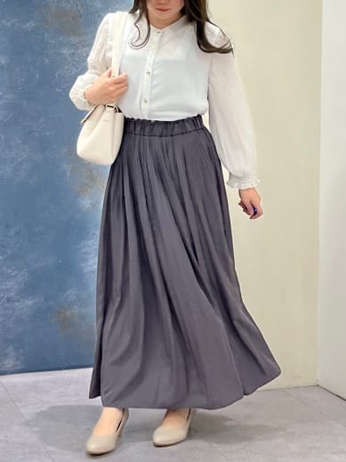 まおさんの「grove｜【ふわっと心地よい足入れ】やわここち(R)Vカットパンプス」を使ったコーディネート