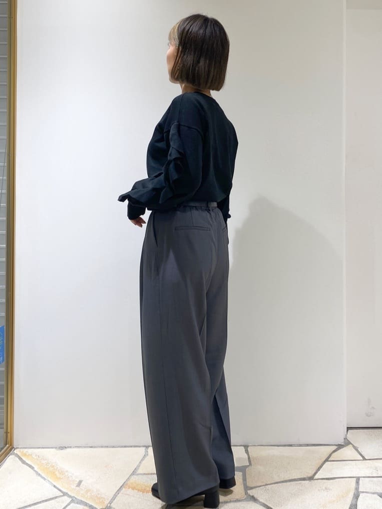 rieさんの「index｜スクエアバックルワイドベルト」を使ったコーディネート