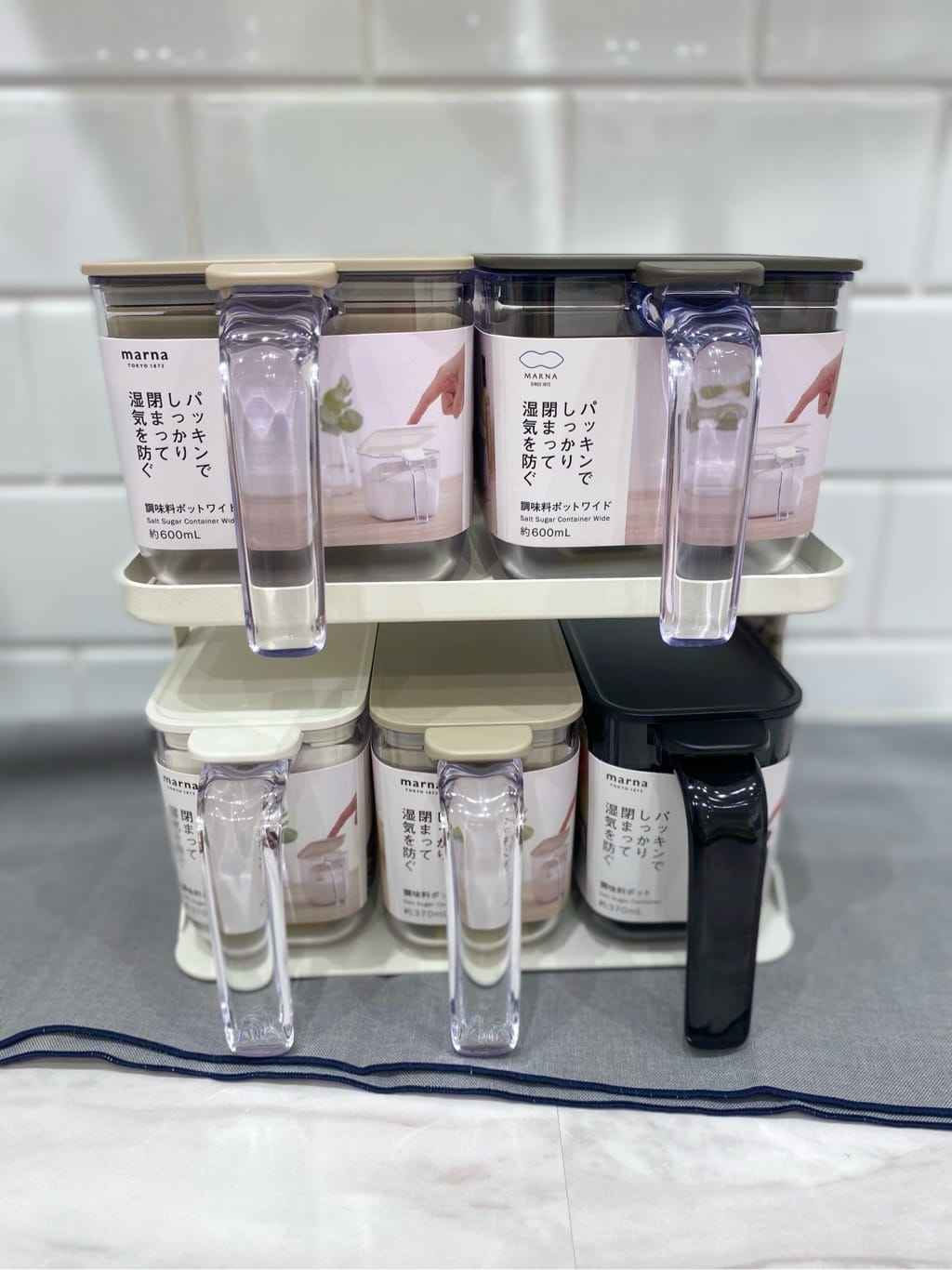 manaさんの「212 KITCHEN STORE｜調味料ポット WH ＜marna マーナ＞」を使ったコーディネート
