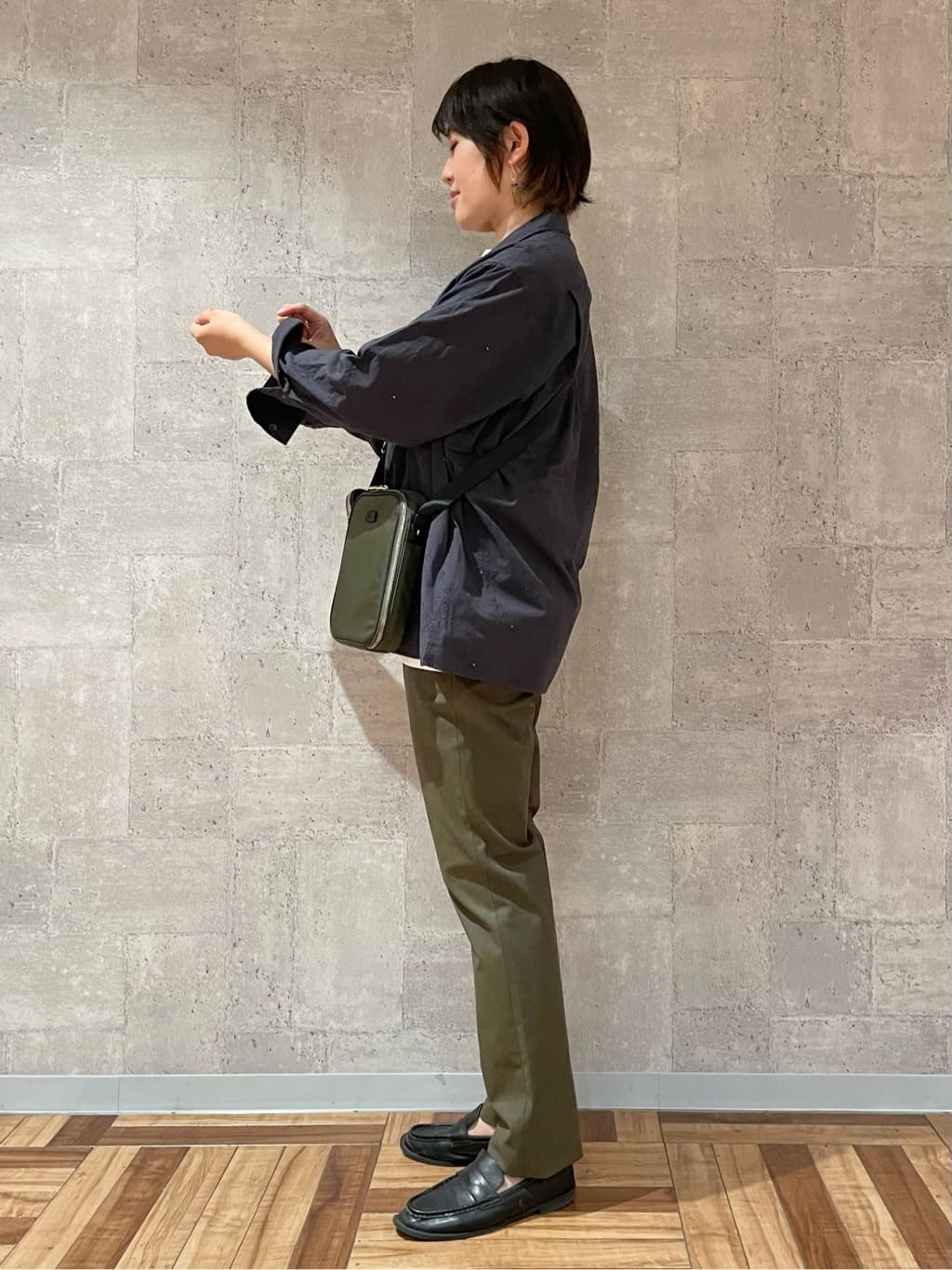 Kudou Cさんの「TAKEO KIKUCHI｜【全7サイズ&times;8色展開！】トップマルチヘリンボン パンツ」を使ったコーディネート