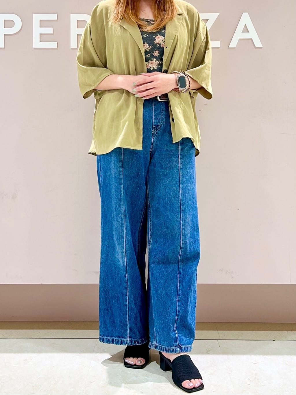 かなぴぃさんの「ESPERANZA｜ニットアッパーミュールサンダル 24SS」を使ったコーディネート