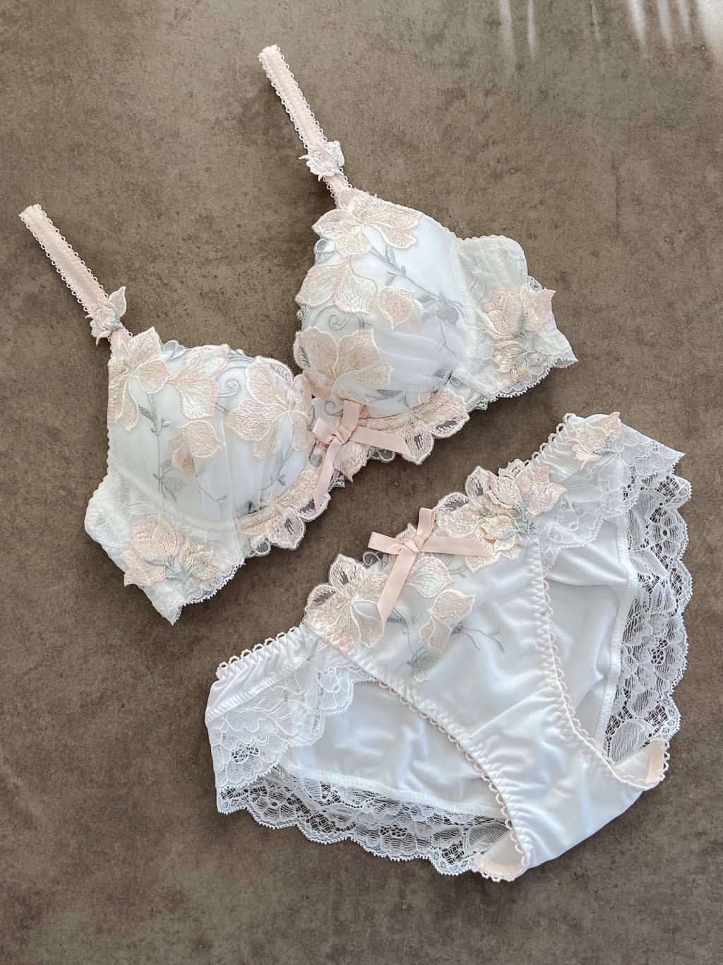 Umeさんの「Risa Magli｜クレモンス ブラジャー」を使ったコーディネート