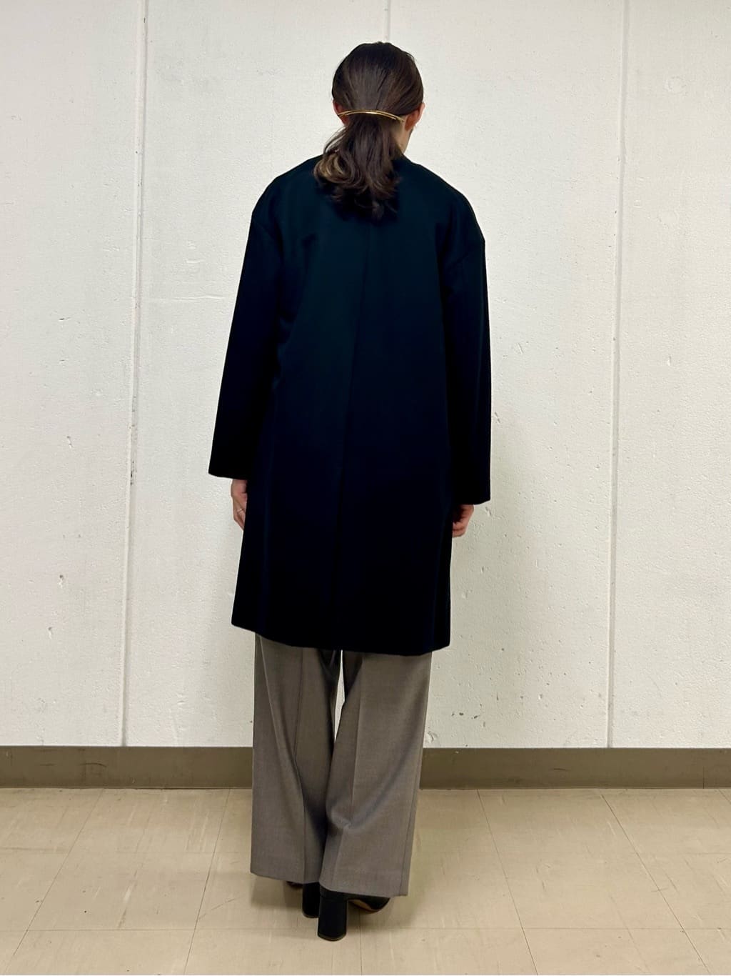 フジワラさんの「UNTITLED｜」を使ったコーディネート