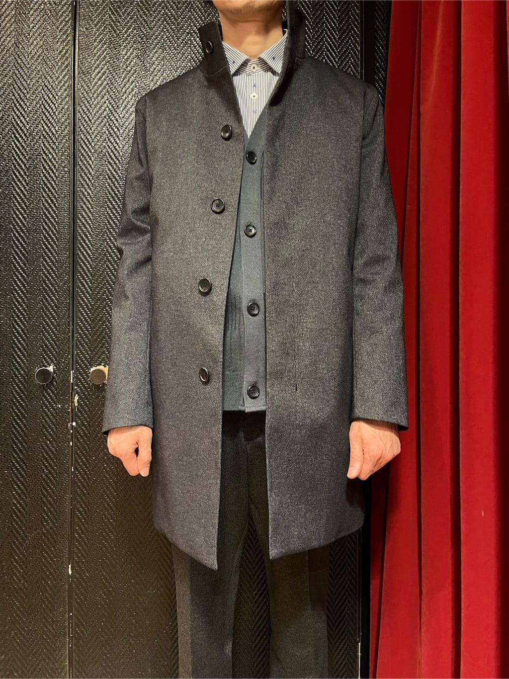  matsuさんの「TAKEO KIKUCHI｜【Sサイズ～】メランジ ストレッチ ジャージー スラックス」を使ったコーディネート