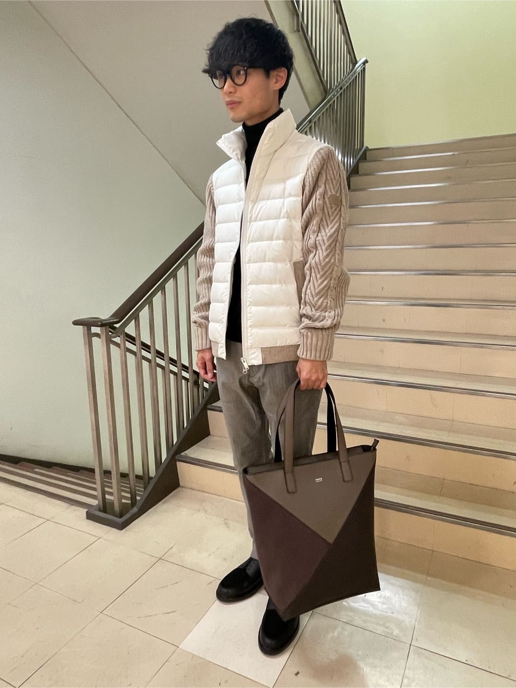 Okdさんの「TAKEO KIKUCHI｜【Made in JAPAN】播州織 ヘリンボン ストレート パンツ」を使ったコーディネート