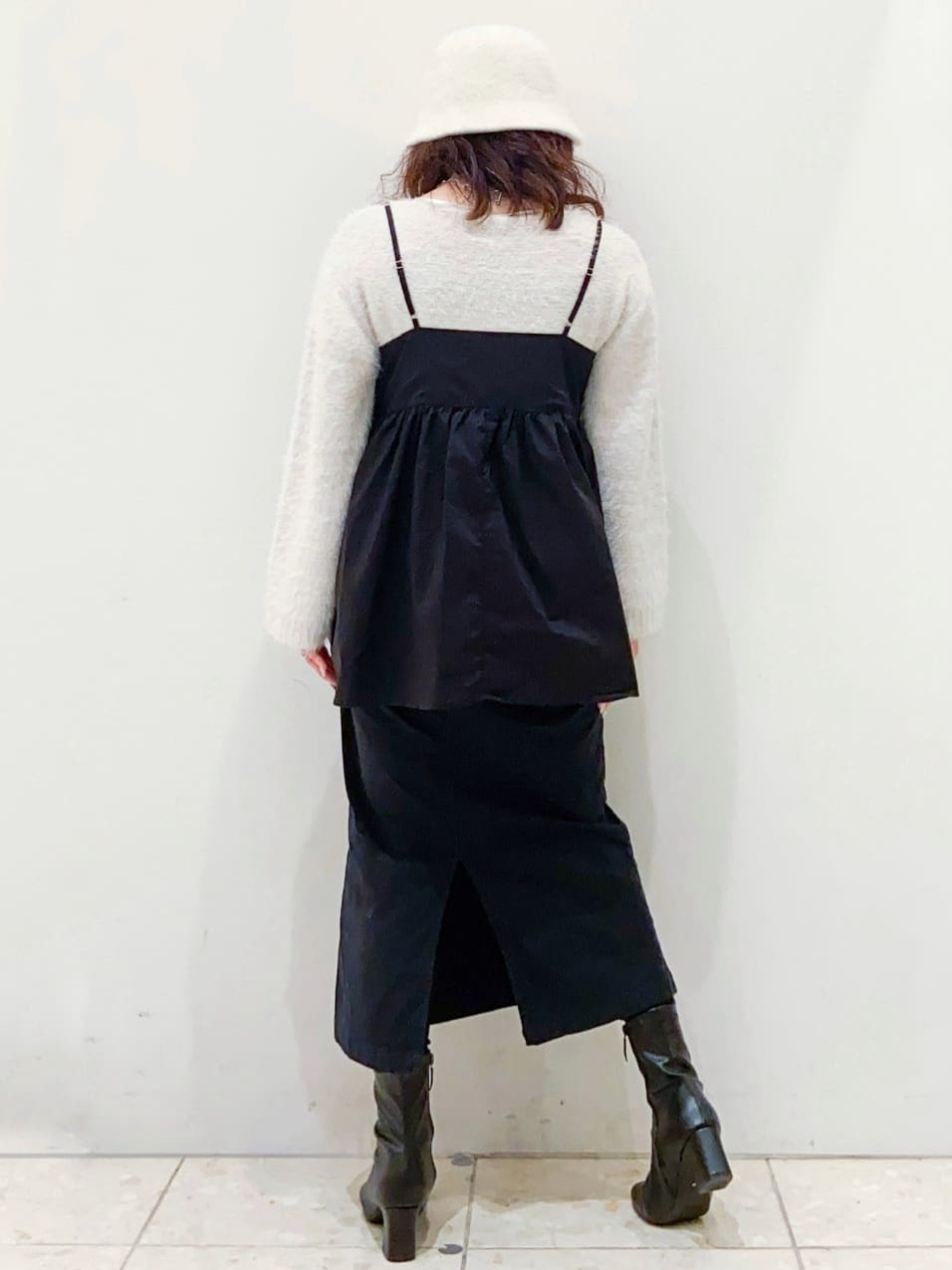 mameさんの「OPAQUE.CLIP｜オーガニックコットン混 ベイカースカート【洗濯機洗い可／ストレッチ】」を使ったコーディネート