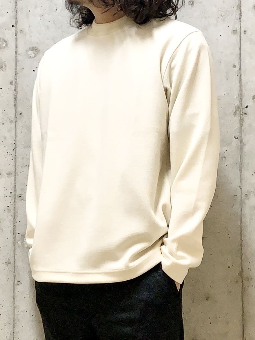 木村剛さんの「TAKEO KIKUCHI｜【Sサイズ～】メランジ ストレッチ ジャージー スラックス」を使ったコーディネート