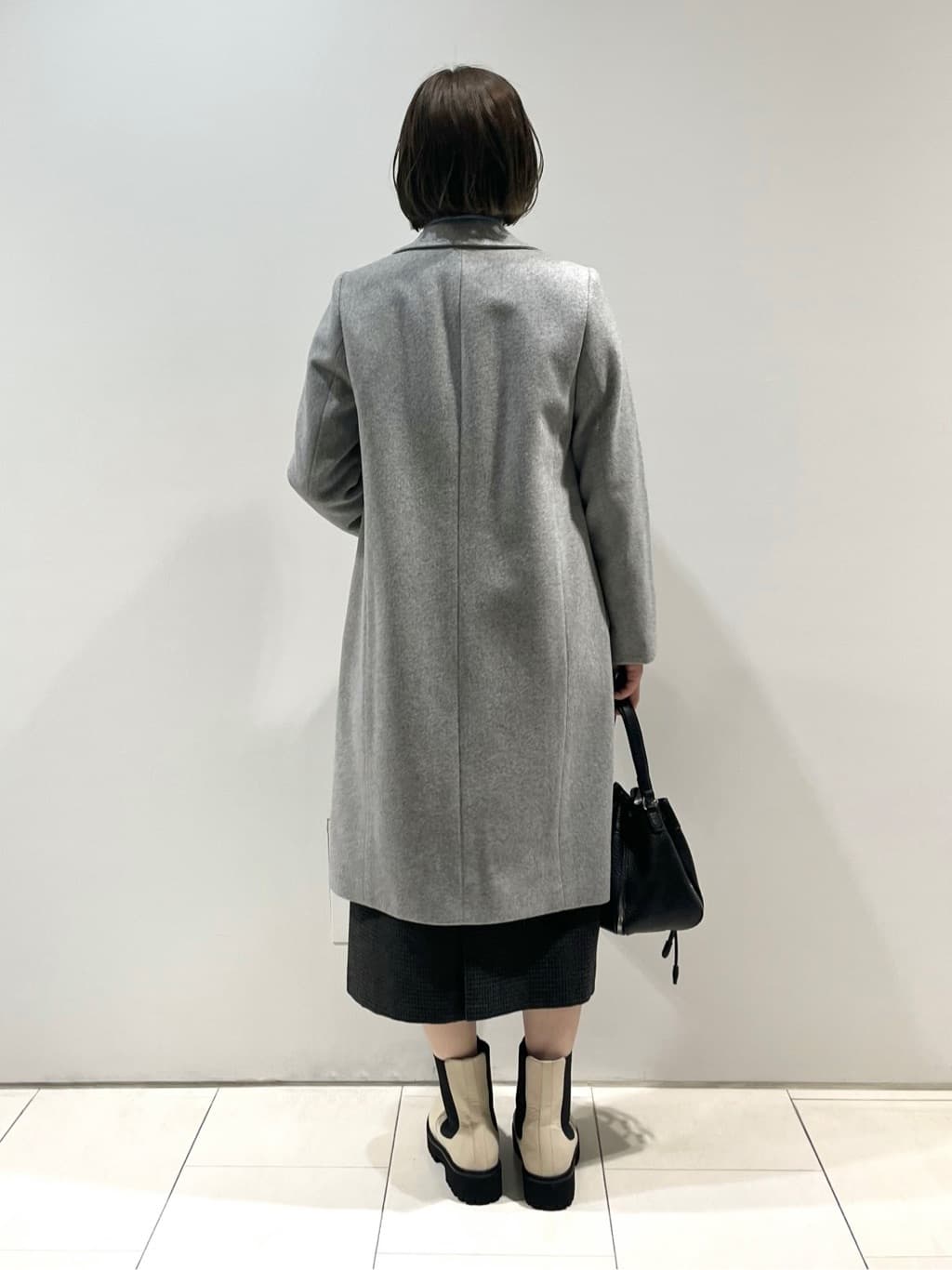 KAOさんの「INDIVI｜【定番人気！/名品コート/日本製】ウール100%チェスターコート」を使ったコーディネート