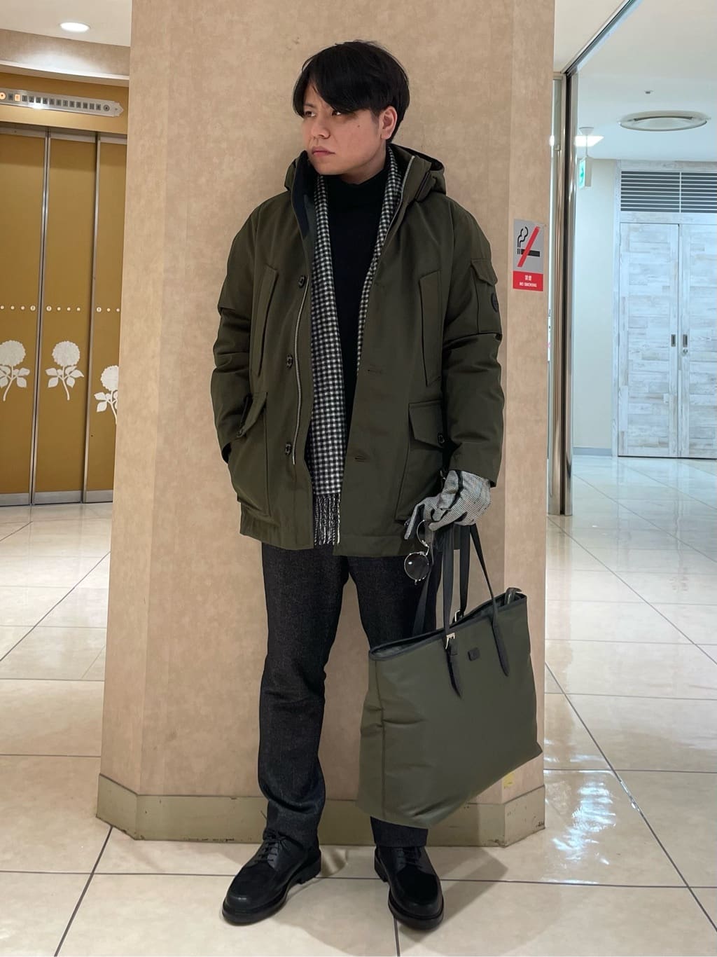 Suehiroさんの「TAKEO KIKUCHI｜」を使ったコーディネート