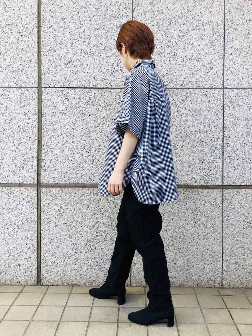 ちばみさんの「SHOO･LA･RUE｜【SS-3L/無理せずスリム】 ぐんぐん伸びる イージーテーパードパンツ」を使ったコーディネート