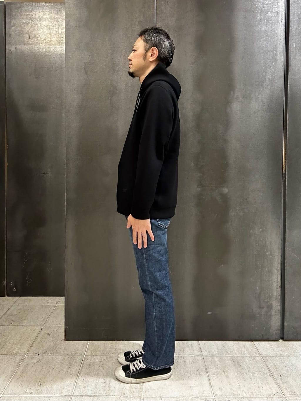 coheyさんの「TAKEO KIKUCHI｜【Sサイズ～】エアダン プルオーバー パーカ」を使ったコーディネート