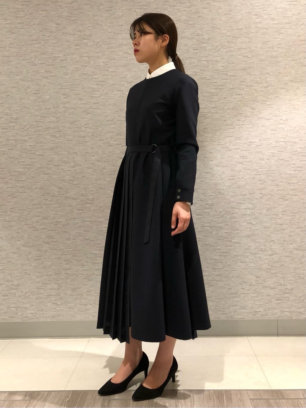 nanaさんの「UNTITLED｜シルキーダブルクロスワンピース」を使ったコーディネート