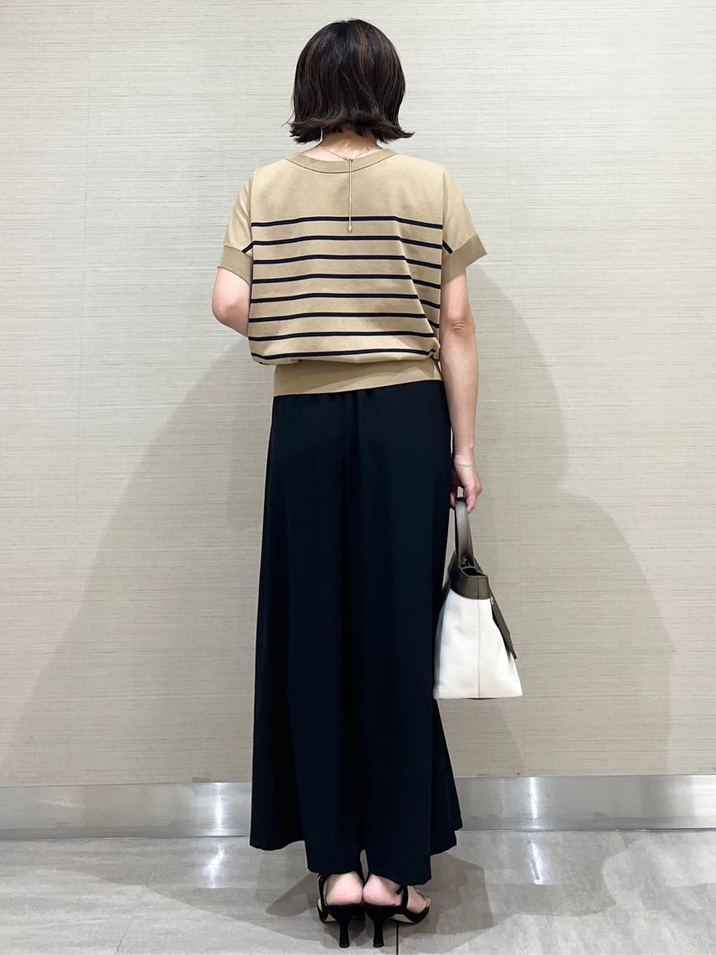 なつよさんの「UNTITLED｜」を使ったコーディネート