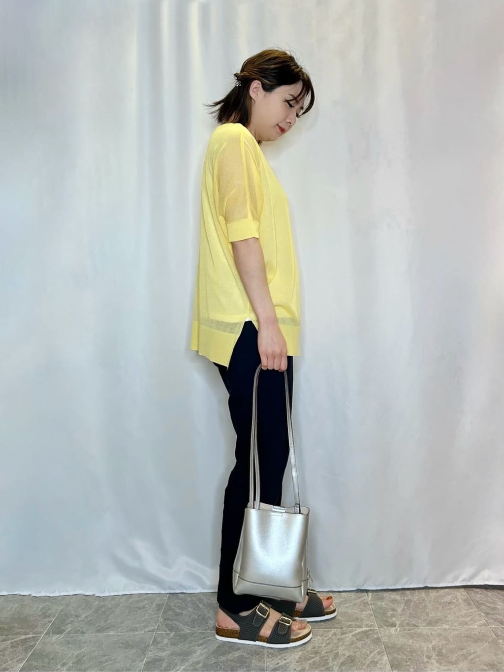 ネリさんの「SHOO･LA･RUE｜【SS-3L/無理せずスリム】 ぐんぐん伸びる イージーテーパードパンツ」を使ったコーディネート