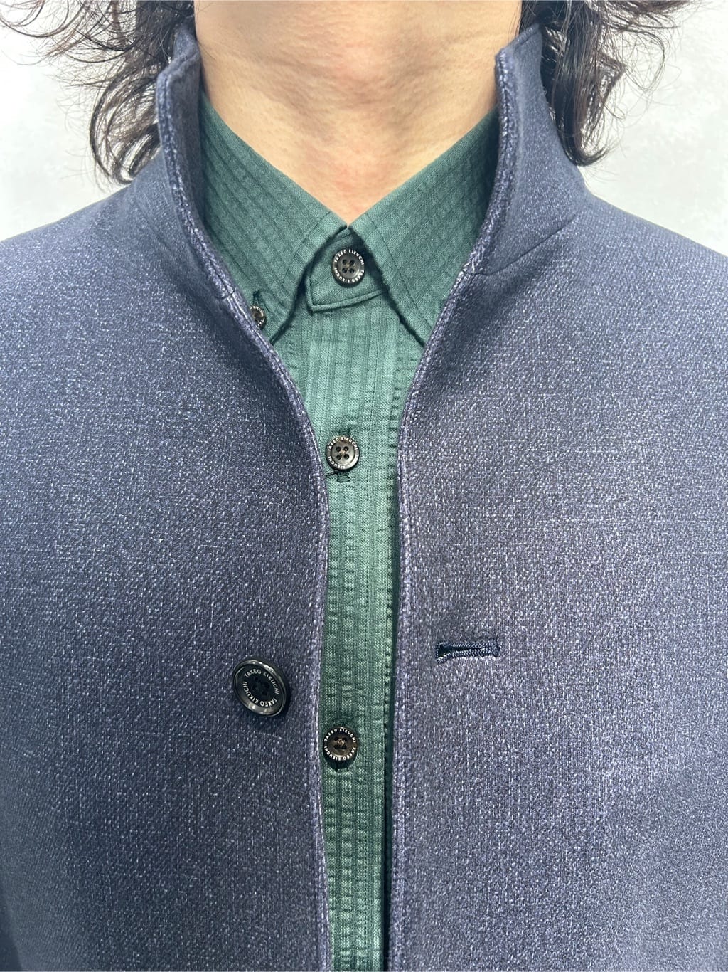 たけるしさんの「TAKEO KIKUCHI｜【DOWN FABRIC】ダウンファブリック スタンドカラーブルゾン」を使ったコーディネート