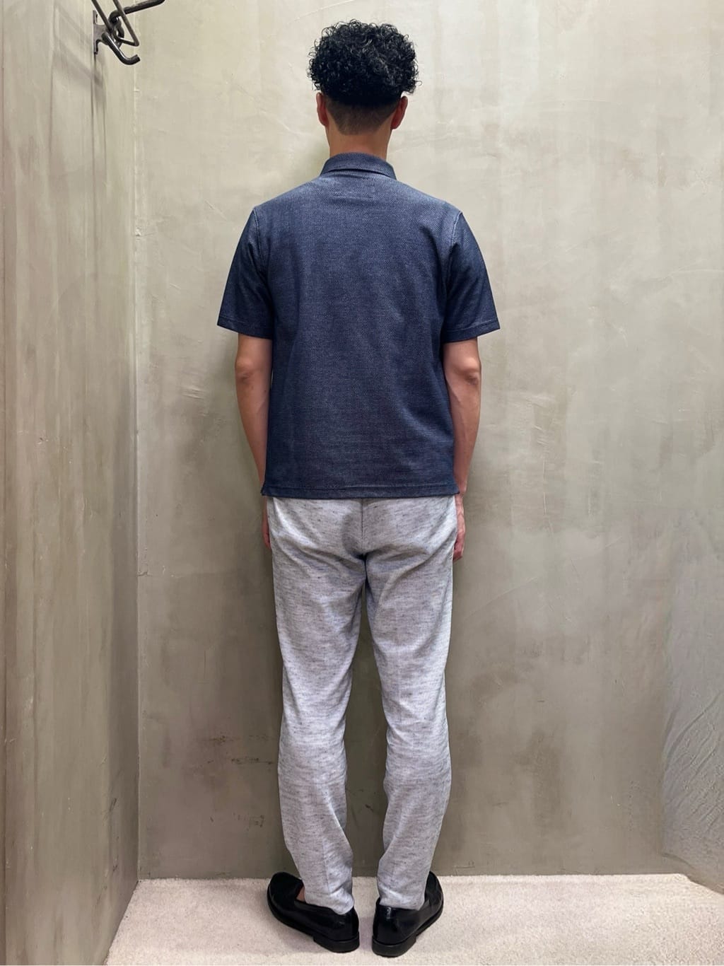 mutoさんの「TAKEO KIKUCHI｜【抗菌防臭／9色5サイズ展開】ハニカムメランジ ポロシャツ」を使ったコーディネート