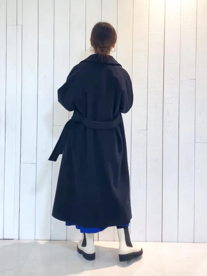 𝑹𝑶𝑴𝑰さんの「INDIVI｜」を使ったコーディネート
