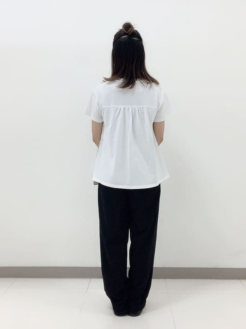もえさんの「SHOO･LA･RUE｜」を使ったコーディネート