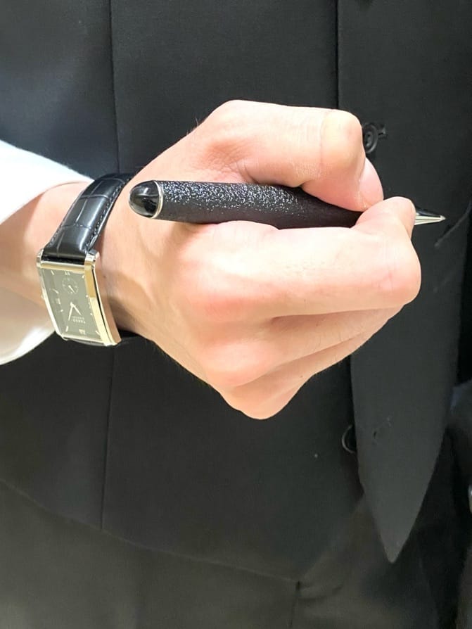コバヤシさんの「TAKEO KIKUCHI｜フォーマルチーフ」を使ったコーディネート