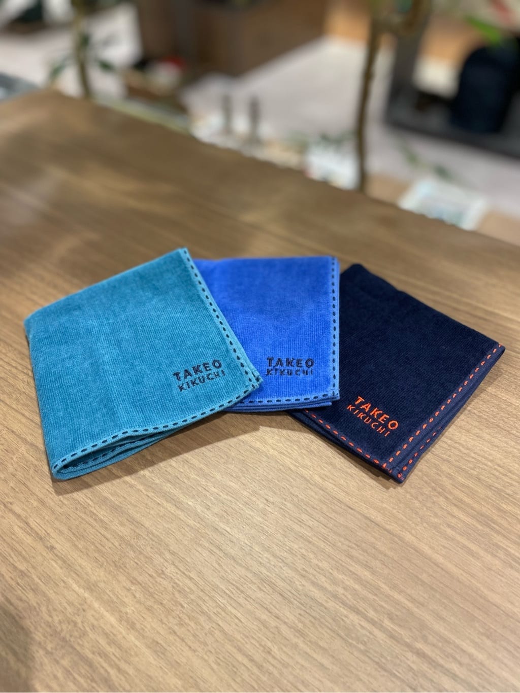 コウノ モトヤさんの「TAKEO KIKUCHI｜【Made in JAPAN】タオルハンカチ」を使ったコーディネート