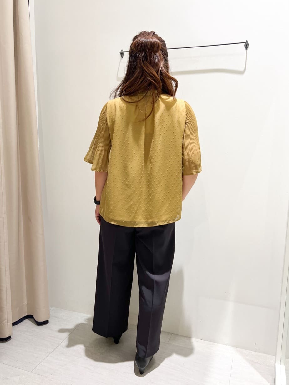 sachiさんの「grove｜【ふわっと心地よい足入れ】やわここち(R)Vカットパンプス」を使ったコーディネート
