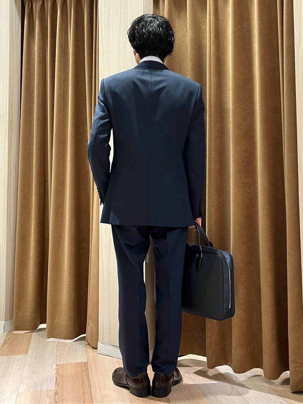 URAさんの「TAKEO KIKUCHI｜【Made in JAPAN】ドビーストライプ ドレス シャツ」を使ったコーディネート