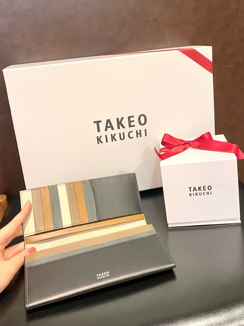 かわぴーさんの「TAKEO KIKUCHI｜アンティーク調レザー 2つ折り長財布」を使ったコーディネート