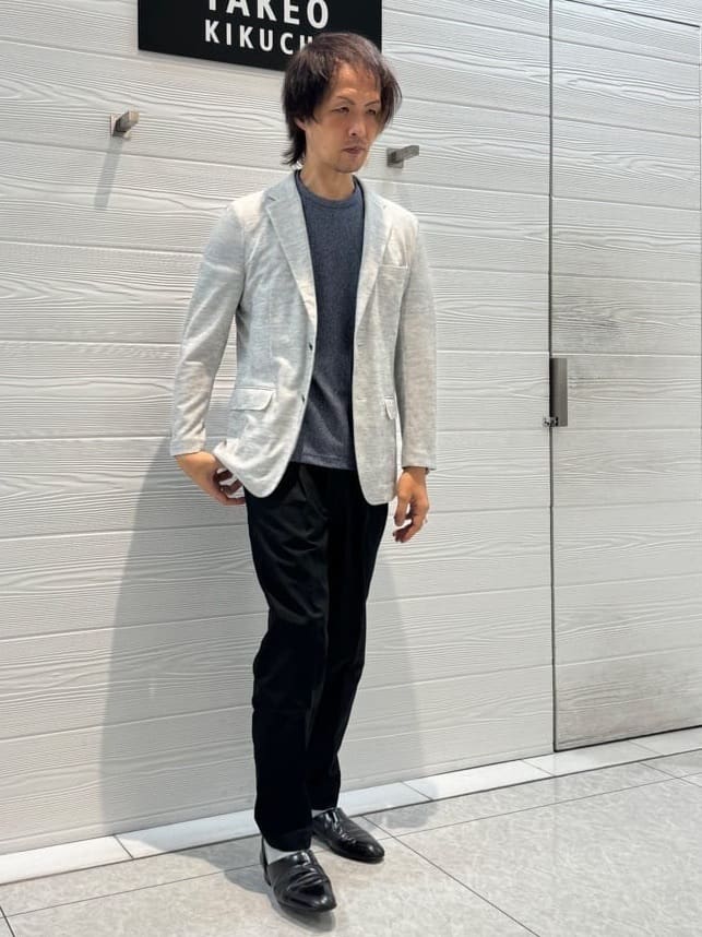 井出恭輔さんの「TAKEO KIKUCHI｜【尾州織】リネンブレンド メッシュ ジャケット」を使ったコーディネート