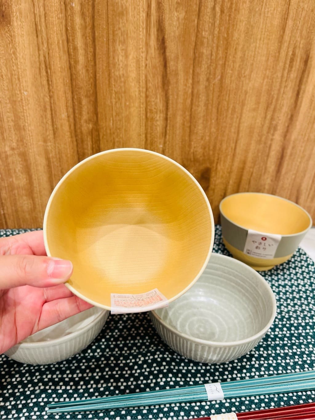 トミーさんの「212 KITCHEN STORE｜やさしい彩 抗菌羽反汁椀 アマ色」を使ったコーディネート