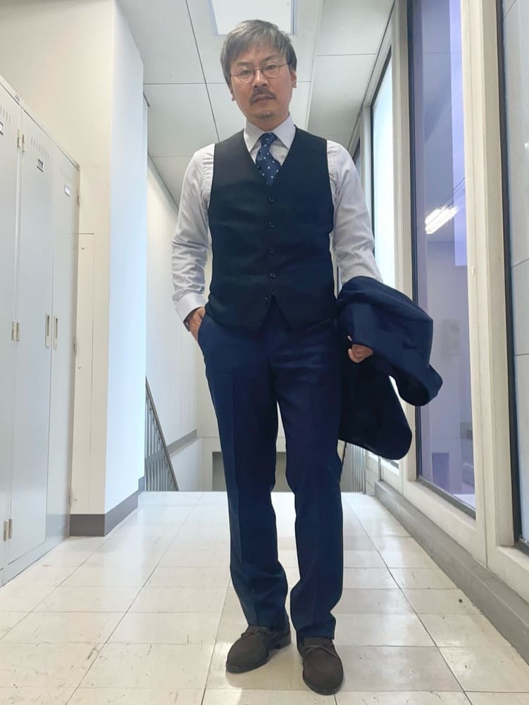 MAKOTO AIさんの「TAKEO KIKUCHI｜【Made in JAPAN】ドビーストライプ ドレス シャツ」を使ったコーディネート