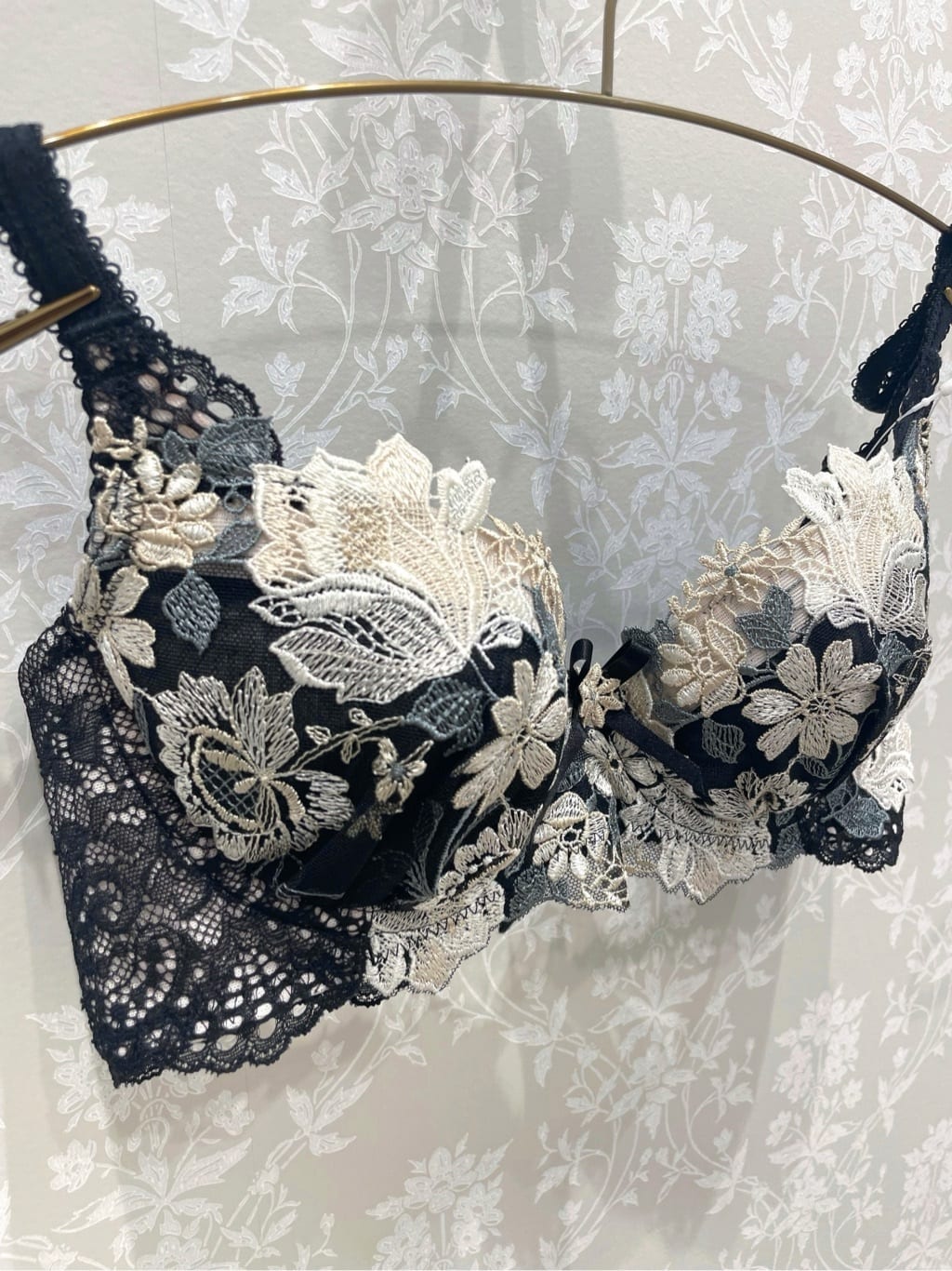 maiさんの「Risa Magli｜◆アデラ スリップ」を使ったコーディネート