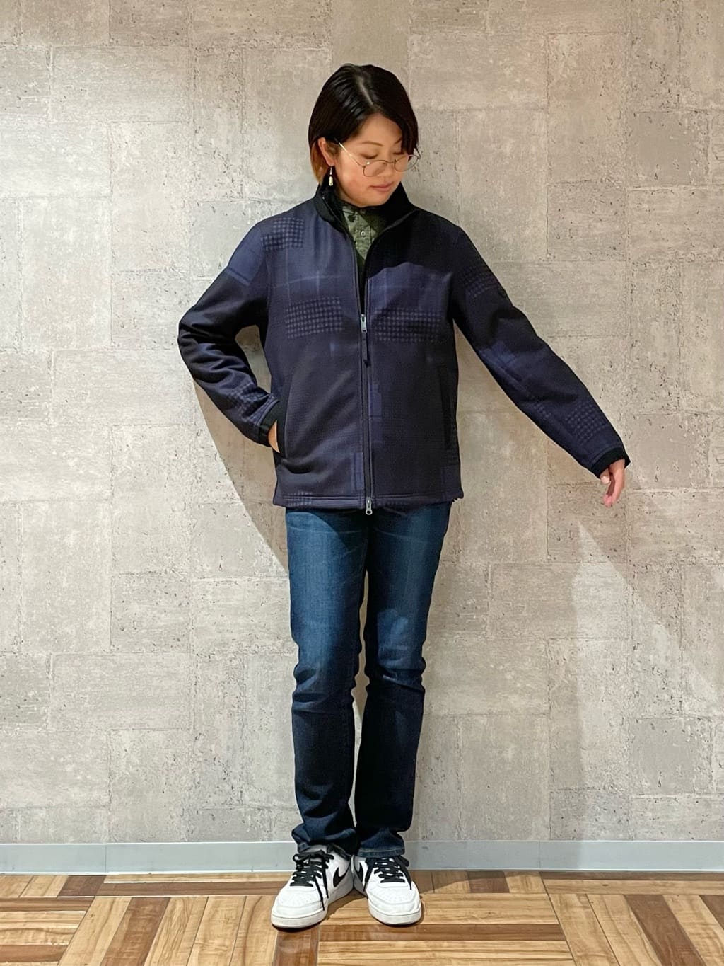 Kudou Cさんの「TAKEO KIKUCHI｜【3WAY／撥水】ドビーメモリー ダウンライナーブルゾン」を使ったコーディネート