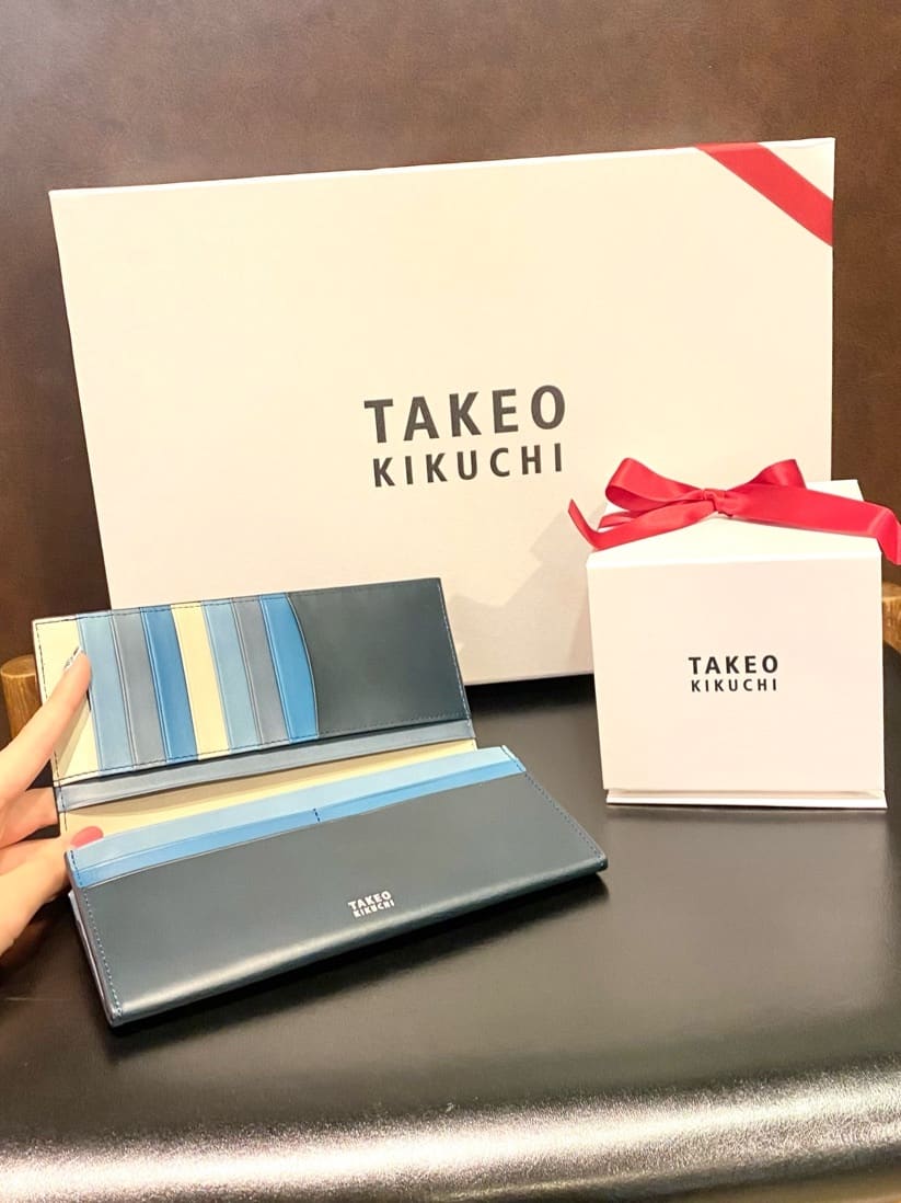 かわぴーさんの「TAKEO KIKUCHI｜アンティーク調レザー 2つ折り長財布」を使ったコーディネート