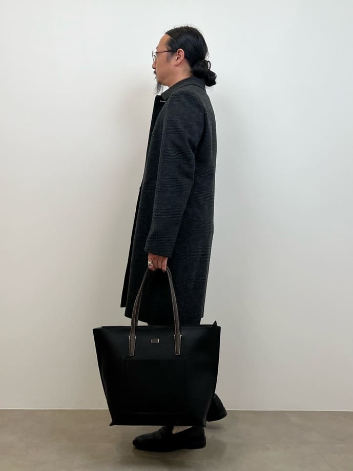 川口(髭長髪)さんの「TAKEO KIKUCHI｜コインローファー」を使ったコーディネート