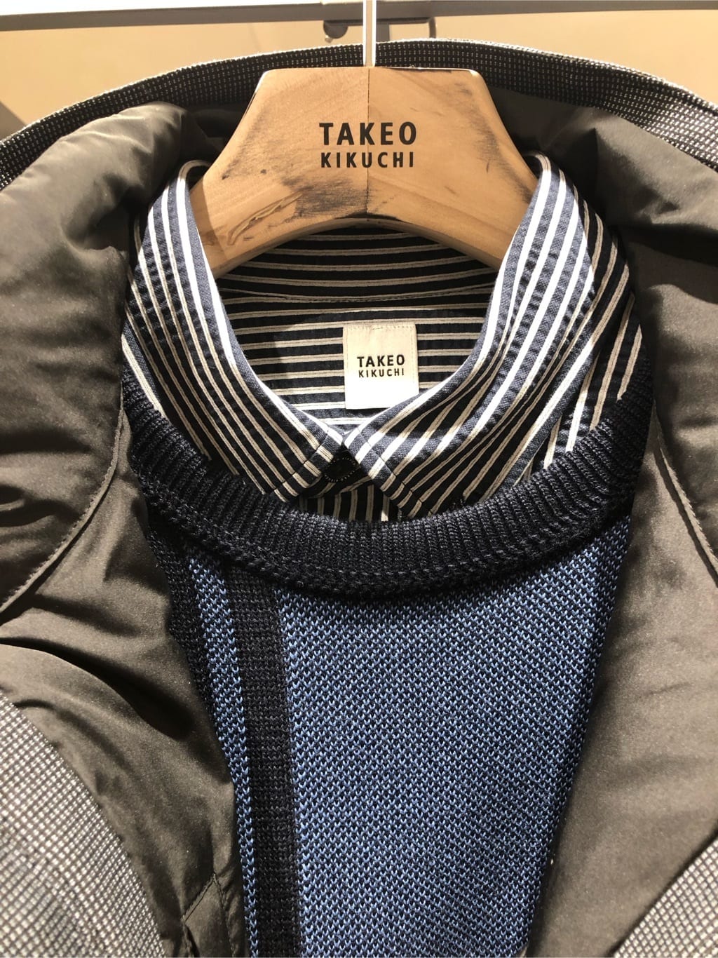 KAさんの「TAKEO KIKUCHI｜【抗菌防臭/シーズンレス】シアサッカー ジャージシャツ」を使ったコーディネート