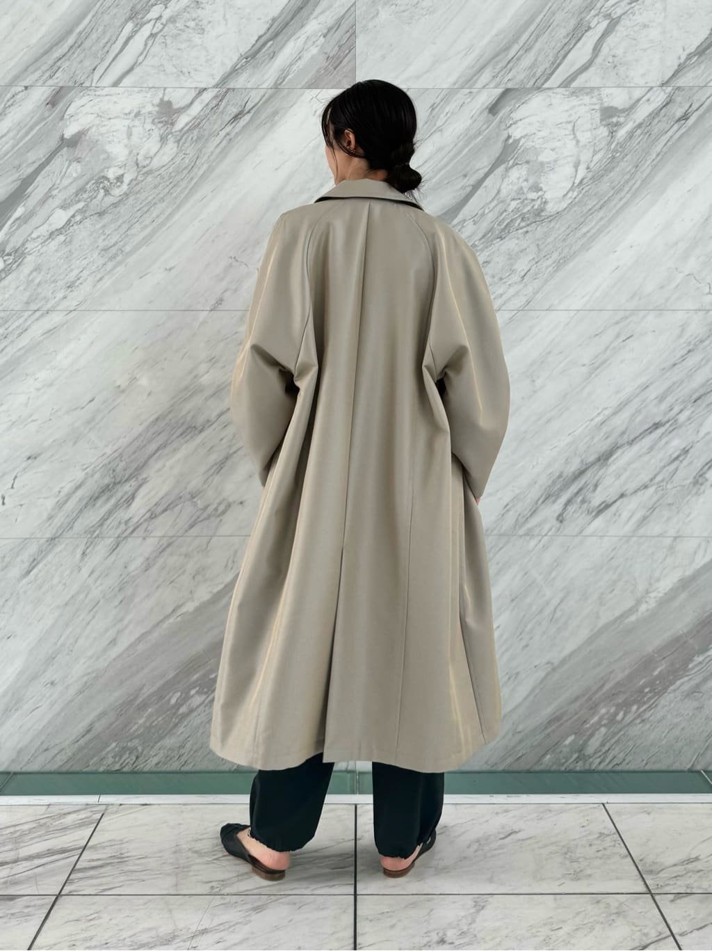 uchi__yamaさんの「CODE A｜balmacaan coat」を使ったコーディネート