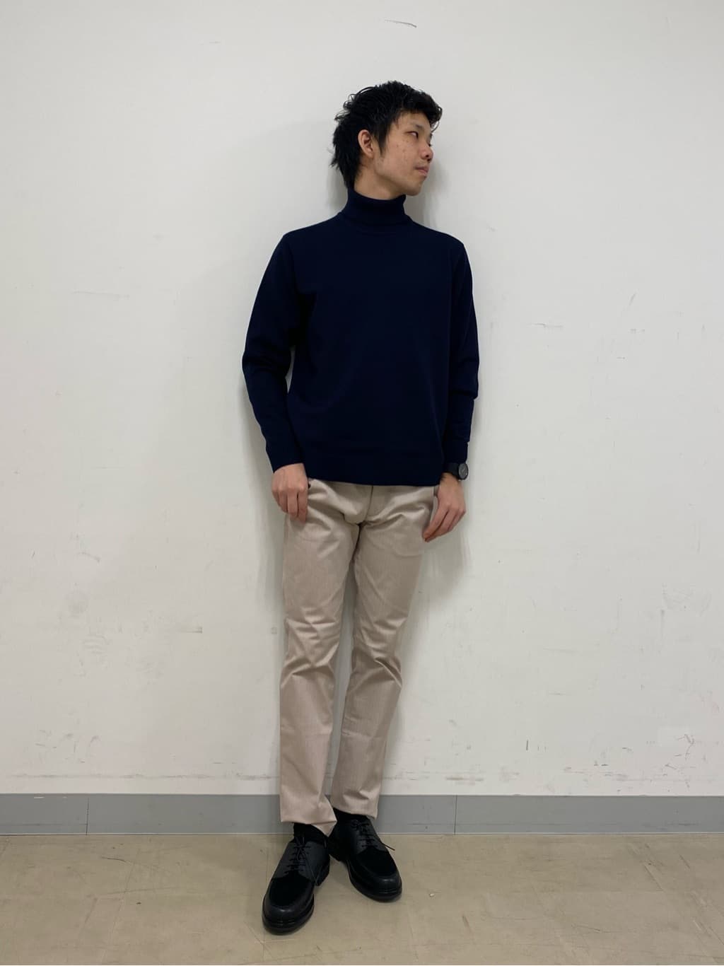 shoumaさんの「TAKEO KIKUCHI｜【全7サイズ&times;8色展開！】トップマルチヘリンボン パンツ」を使ったコーディネート