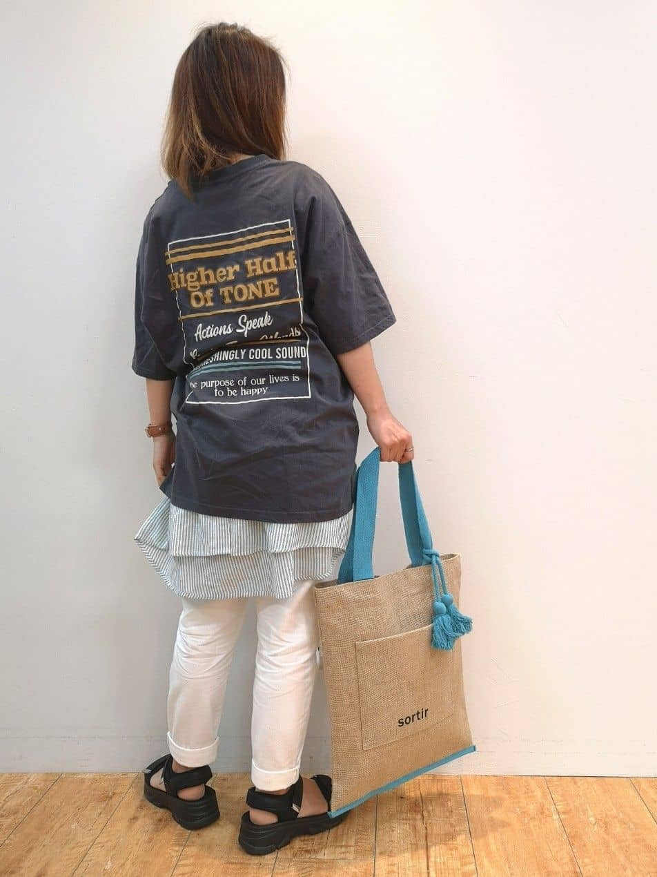 未都さんの「SHOO･LA･RUE｜」を使ったコーディネート