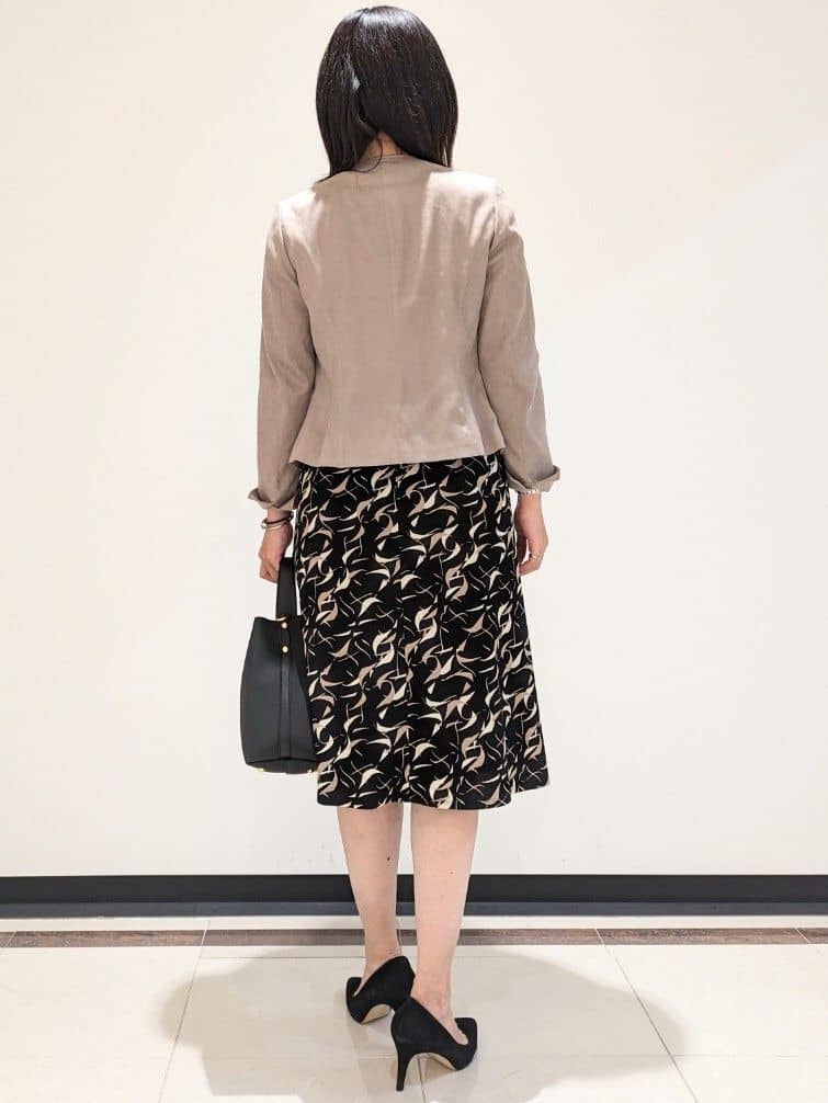 mikiさんの「COUP DE CHANCE｜【日本製】ロングフェイクパールネックレス3」を使ったコーディネート