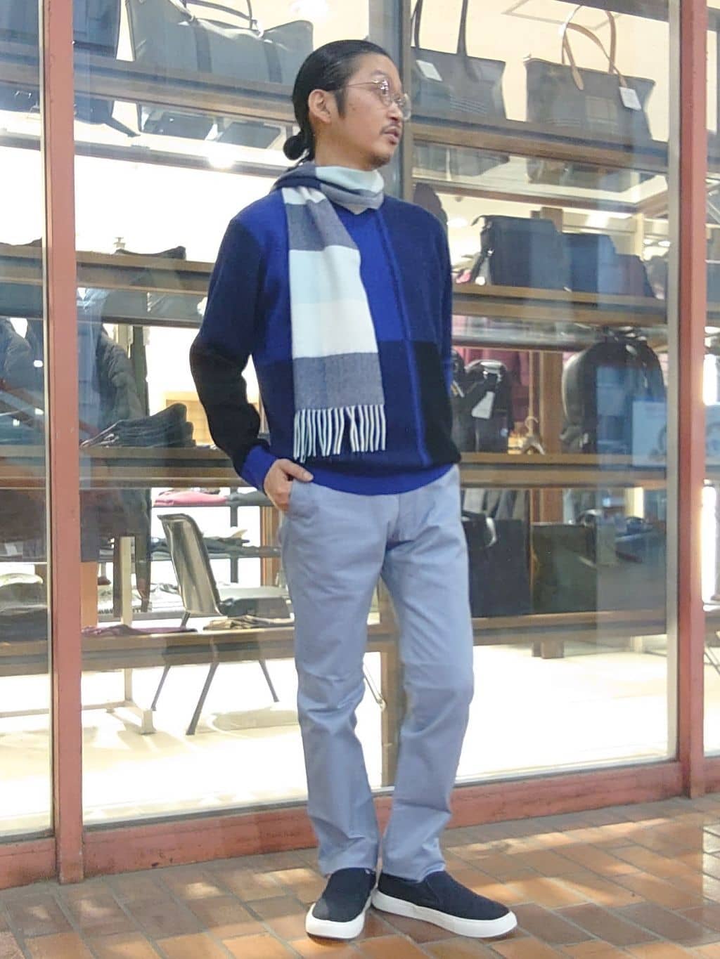 かしげるさんの「TAKEO KIKUCHI｜【全7サイズ&times;8色展開！】トップマルチヘリンボン パンツ」を使ったコーディネート