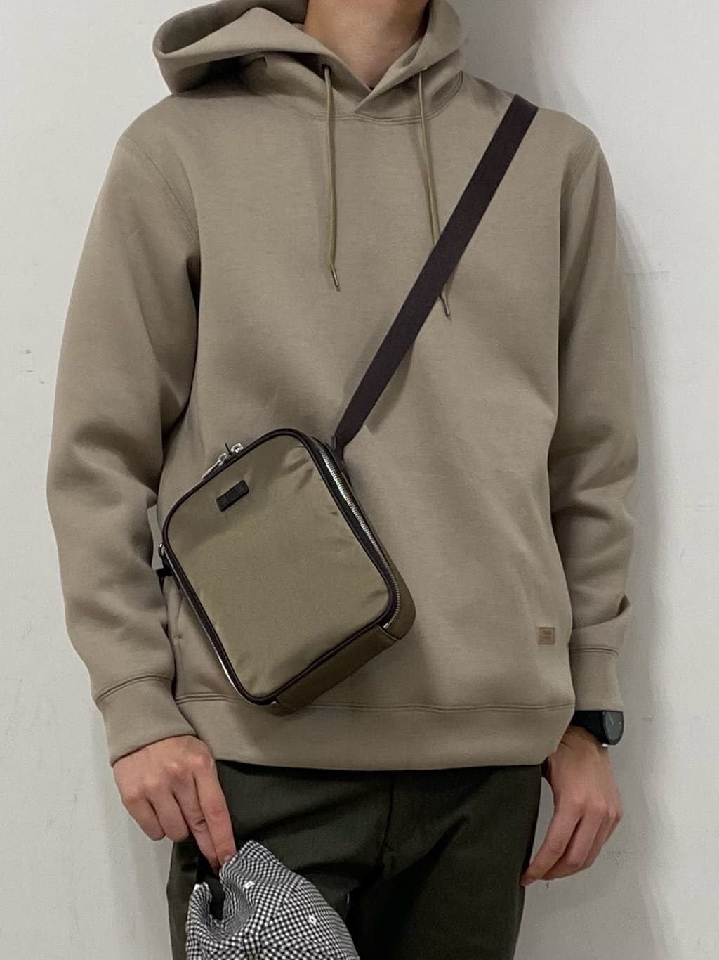 shoumaさんの「TAKEO KIKUCHI｜【全7サイズ&times;8色展開！】トップマルチヘリンボン パンツ」を使ったコーディネート