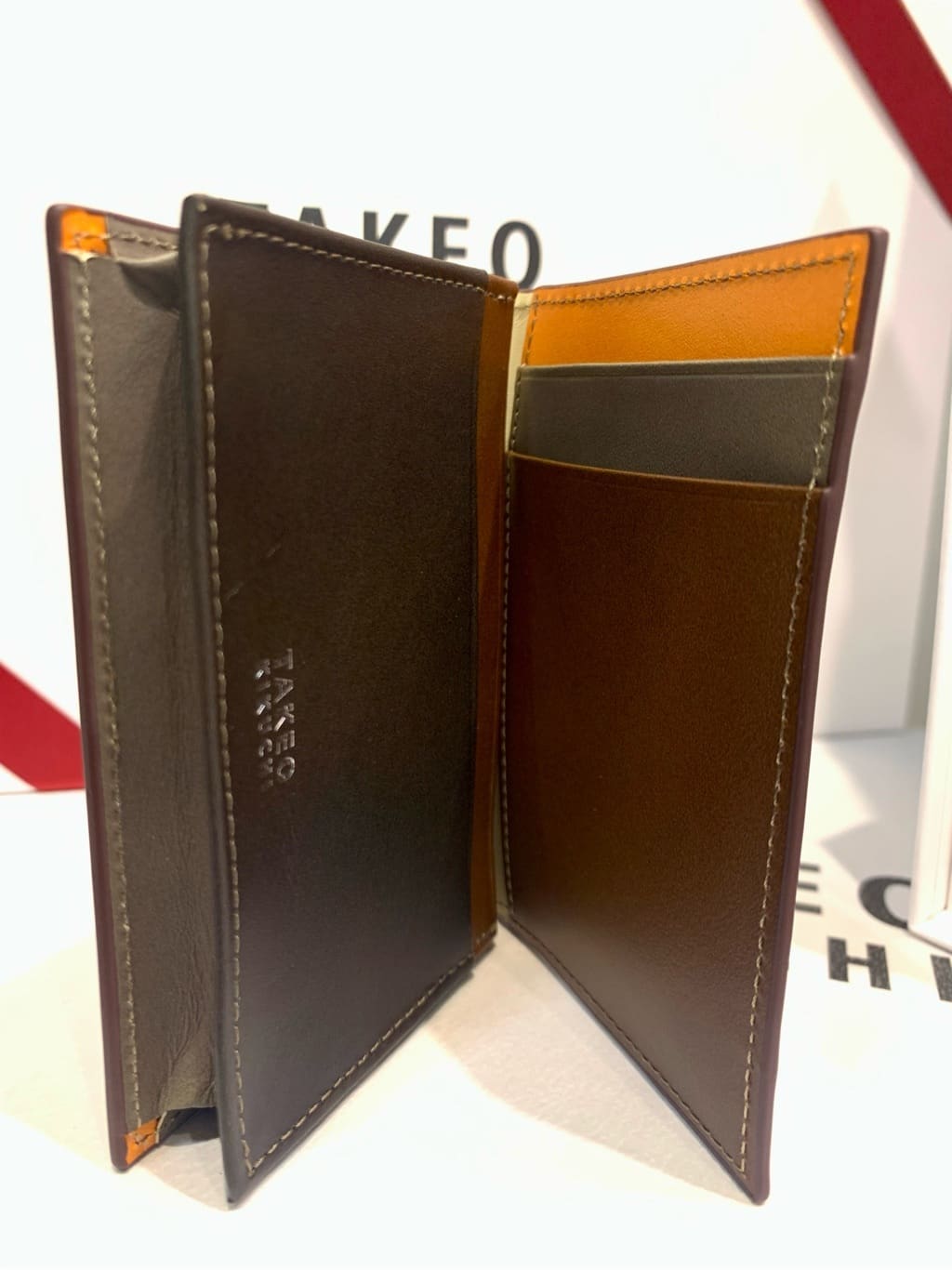 木村剛さんの「TAKEO KIKUCHI｜アンティーク調レザー 名刺入れ」を使ったコーディネート