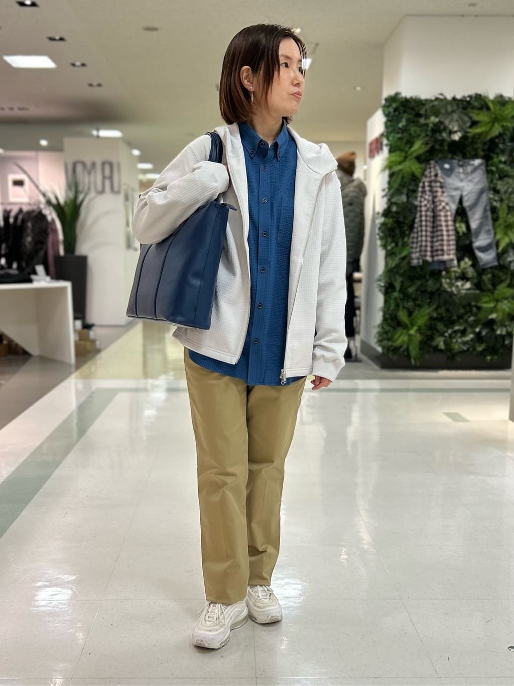 みかさんの「TAKEO KIKUCHI｜【抗菌防臭/シーズンレス】シアサッカー ジャージシャツ」を使ったコーディネート